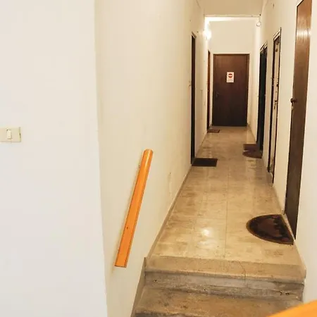 Ciro Piazza Unita Italia شقة